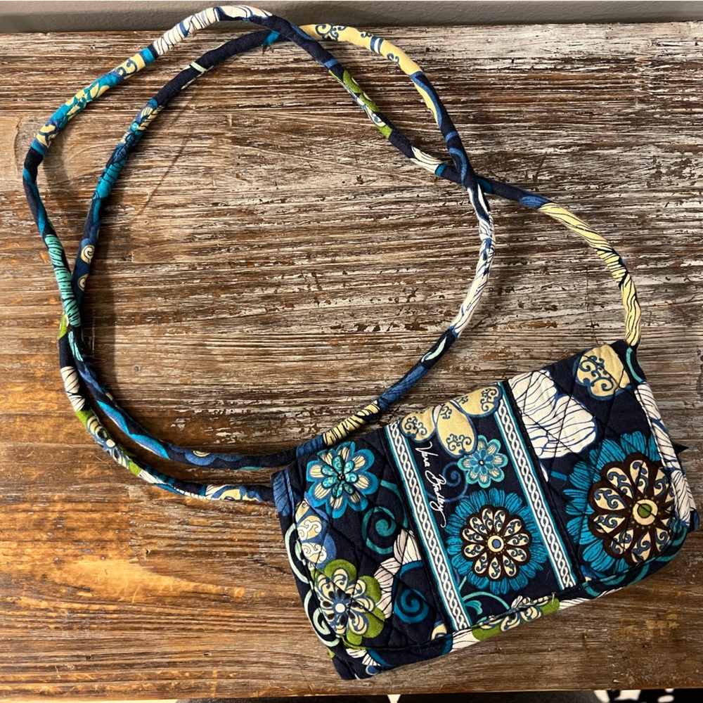 Vera Bradley Crossbody Wallet Bag